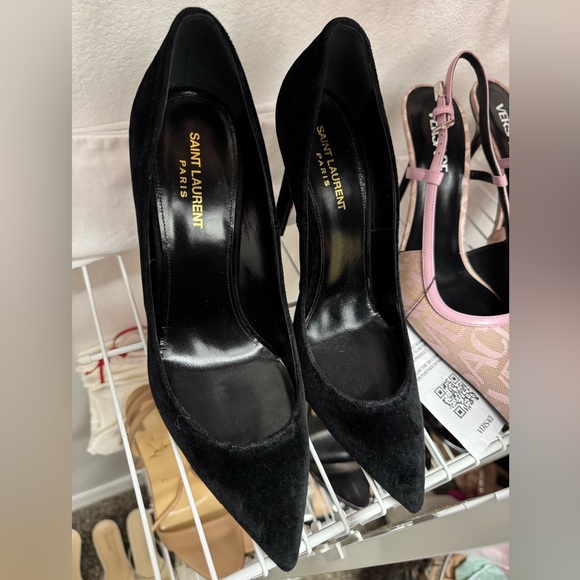 NWOB Saint Laurent Velvet Pumps ✨ - Picture 1 of 8